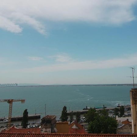 Historical Center Alfama - Stunning River Views Lisbon Luaran gambar