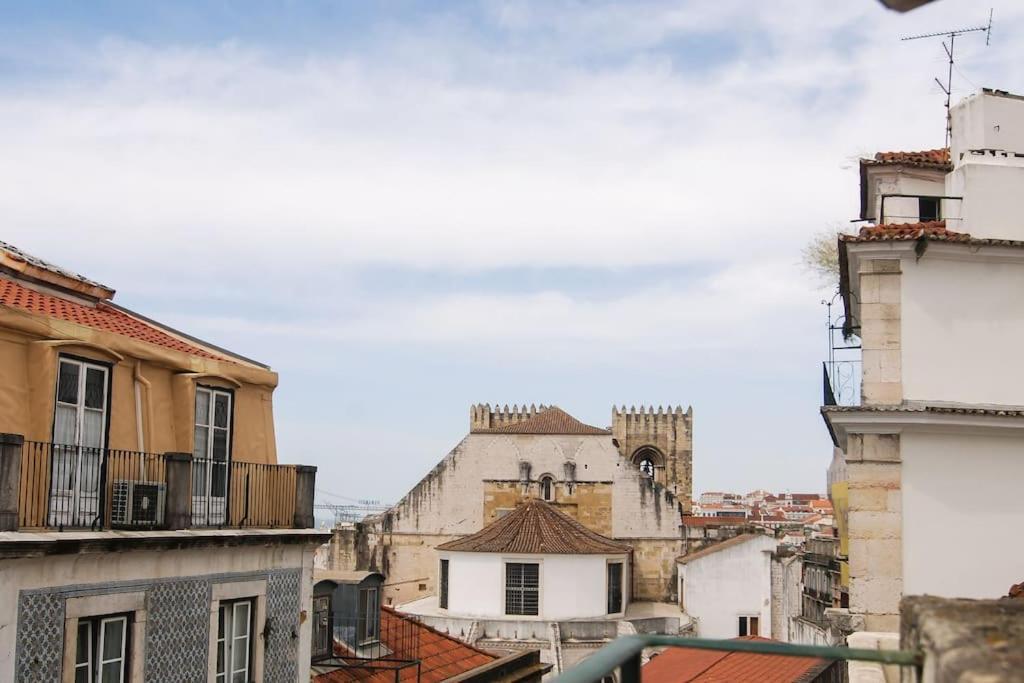 Historical Center Alfama - Stunning River Views Lisbon Luaran gambar